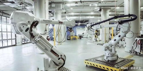 中國機(jī)器人集群點亮智慧工廠，印度人口紅利面臨數(shù)字化轉(zhuǎn)型挑戰(zhàn)