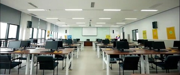 寧波大學(xué) 信息技術(shù)與教學(xué)深度交融，云桌面引領(lǐng)教育革新